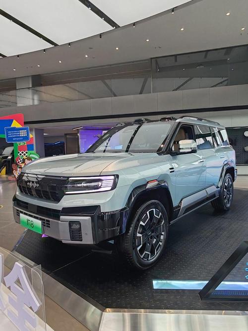 广州海珠区特万欧企业管理咨询比亚迪方程豹硬派越野的爆款，英菲尼迪35周年与你共成长